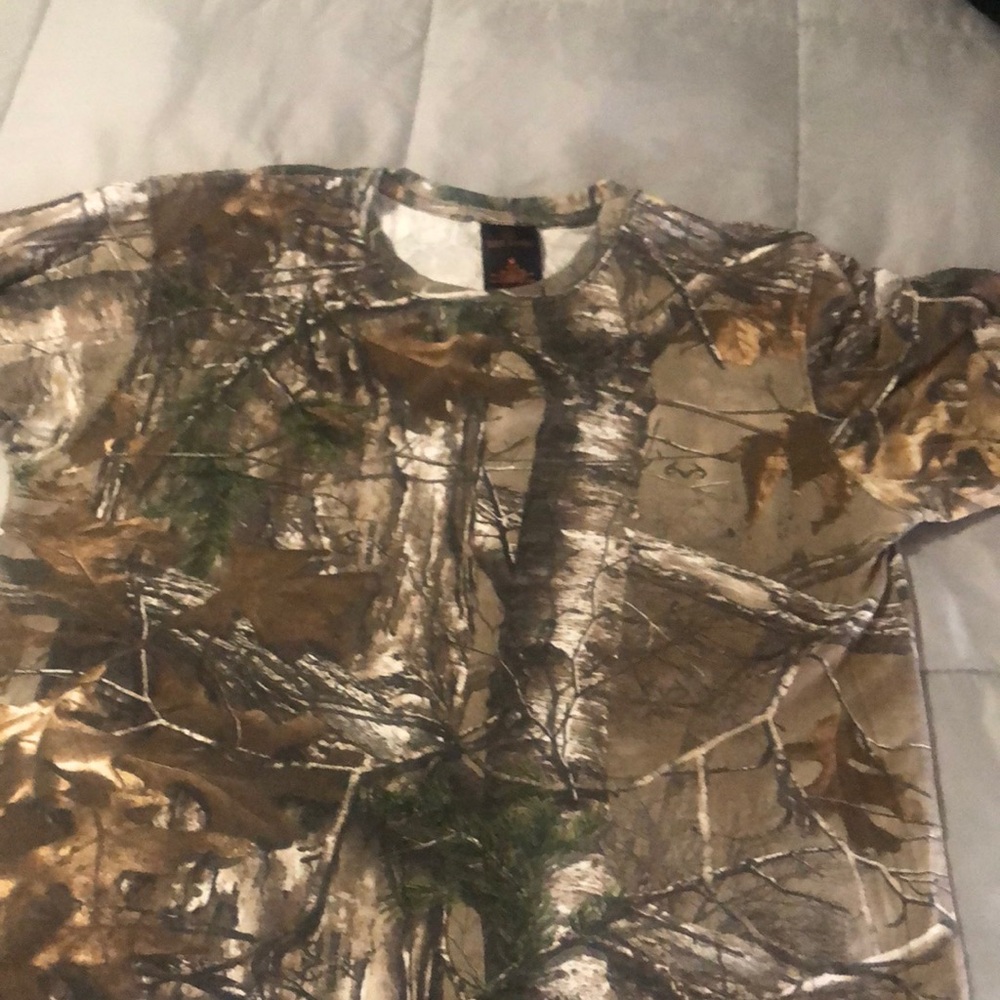 Game Winner Camo T size Medium